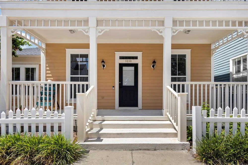 1010 PERIWINKLE COURT Celebration, FL 34747