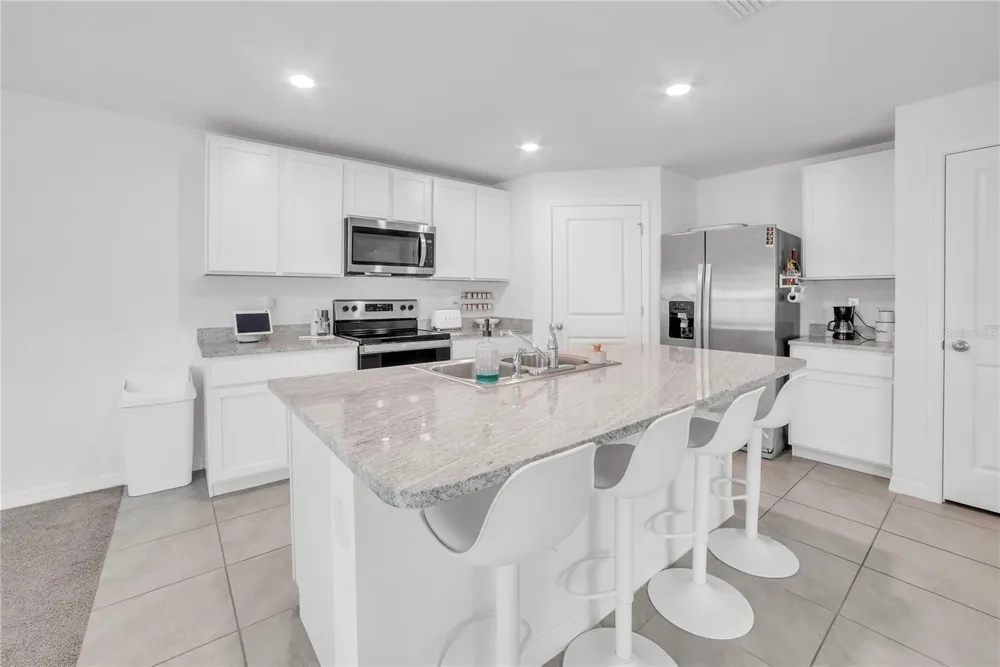 36558 SPANISH ROSE DRIVE Dade City, FL 33525