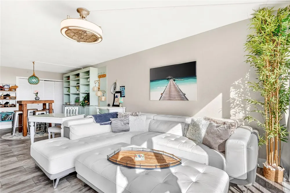 255 DOLPHIN POINT #407 Clearwater Beach, FL 33767