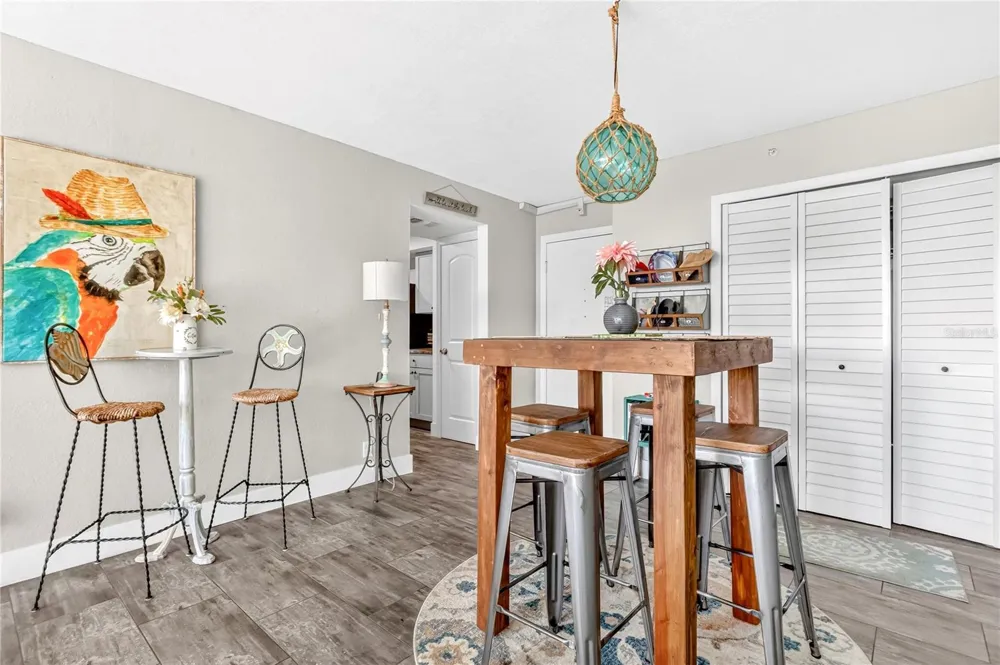 255 DOLPHIN POINT #407 Clearwater Beach, FL 33767