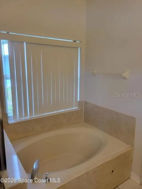 281 SEAHORSE CIRCLE SE Palm Bay, FL 32909