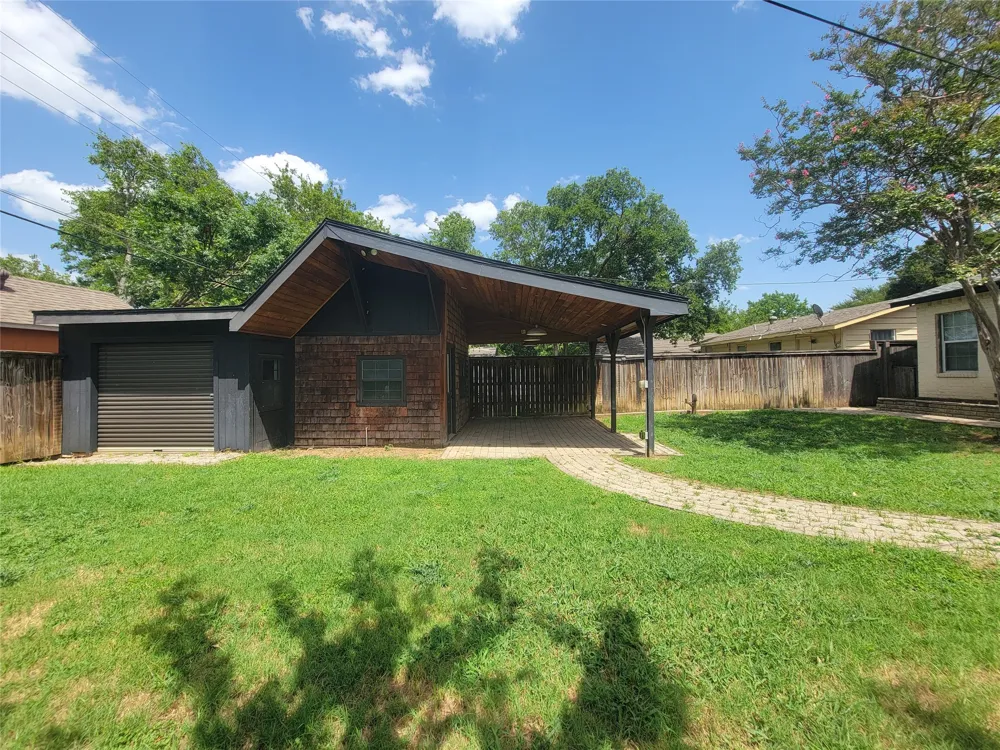 1225 Blalock Avenue Fort Worth, TX 76115