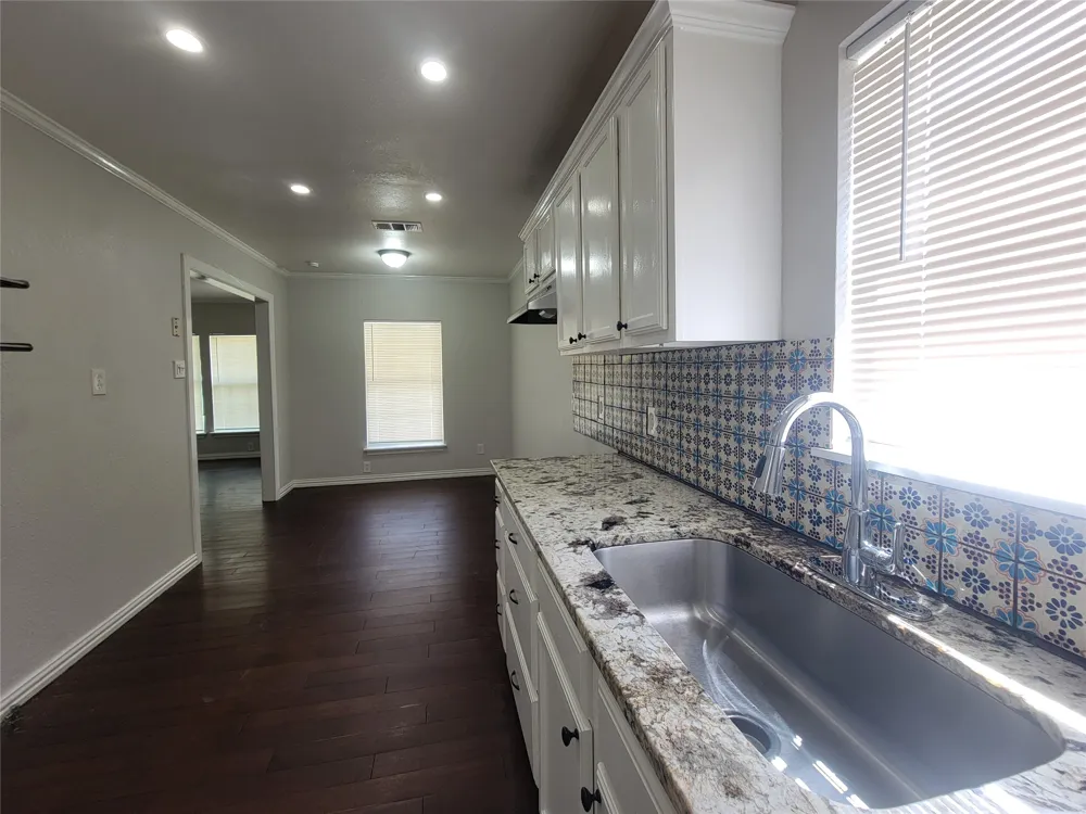 1225 Blalock Avenue Fort Worth, TX 76115