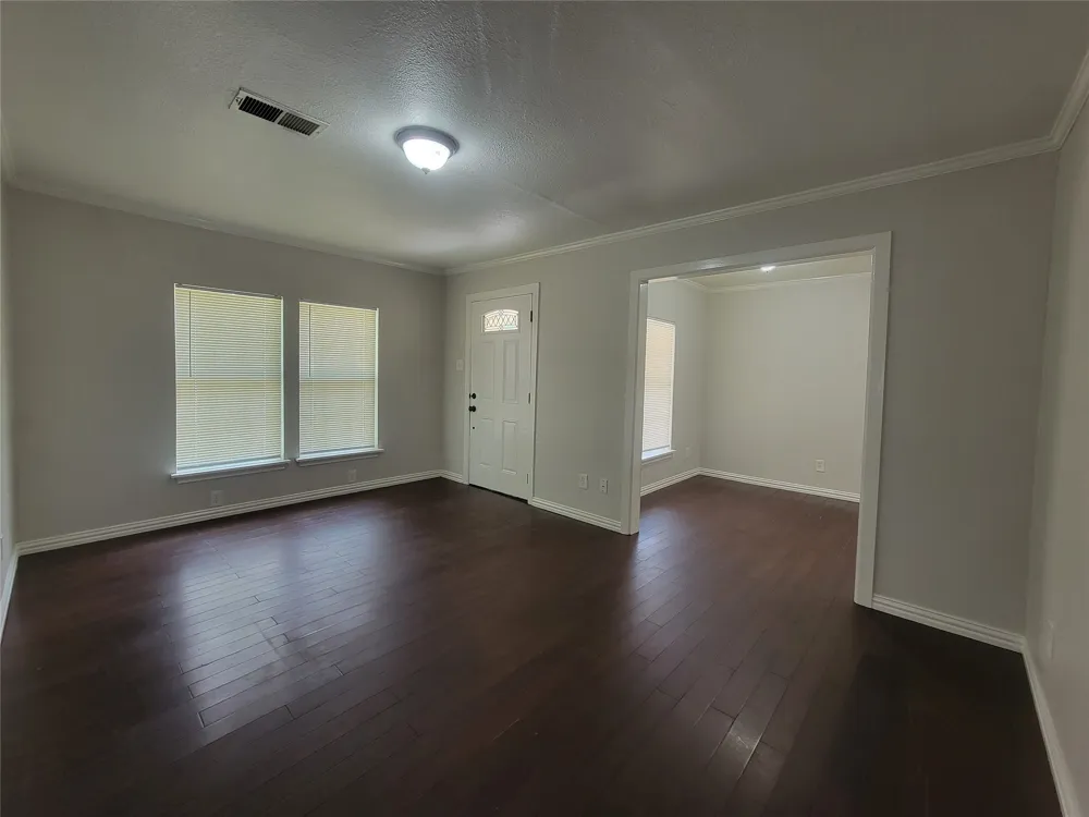 1225 Blalock Avenue Fort Worth, TX 76115
