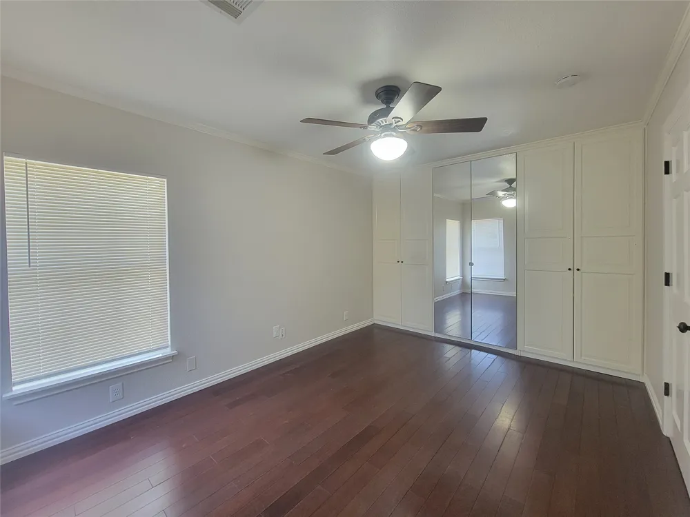 1225 Blalock Avenue Fort Worth, TX 76115
