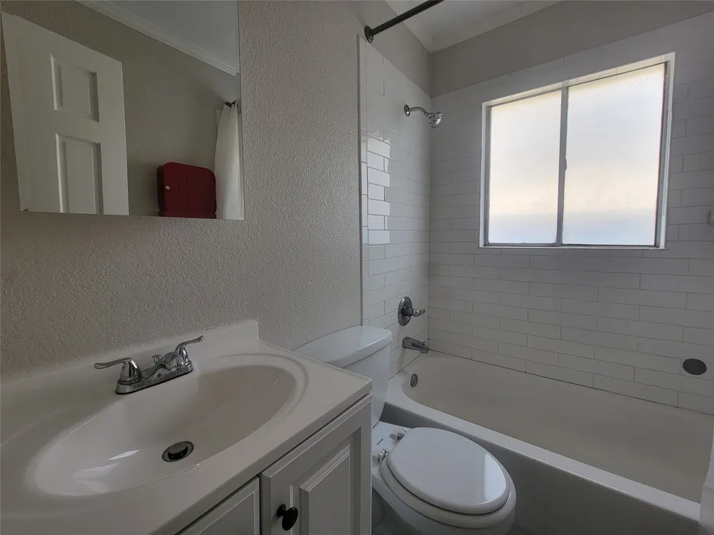 1225 Blalock Avenue Fort Worth, TX 76115