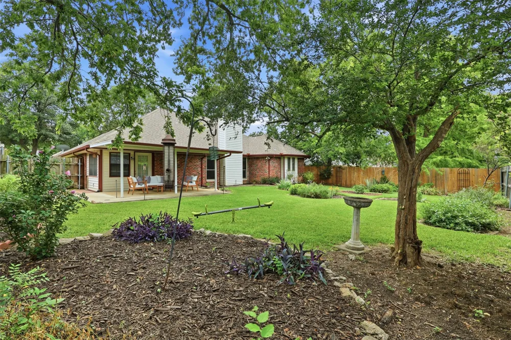 6713 Park Drive North Richland Hills, TX 76182