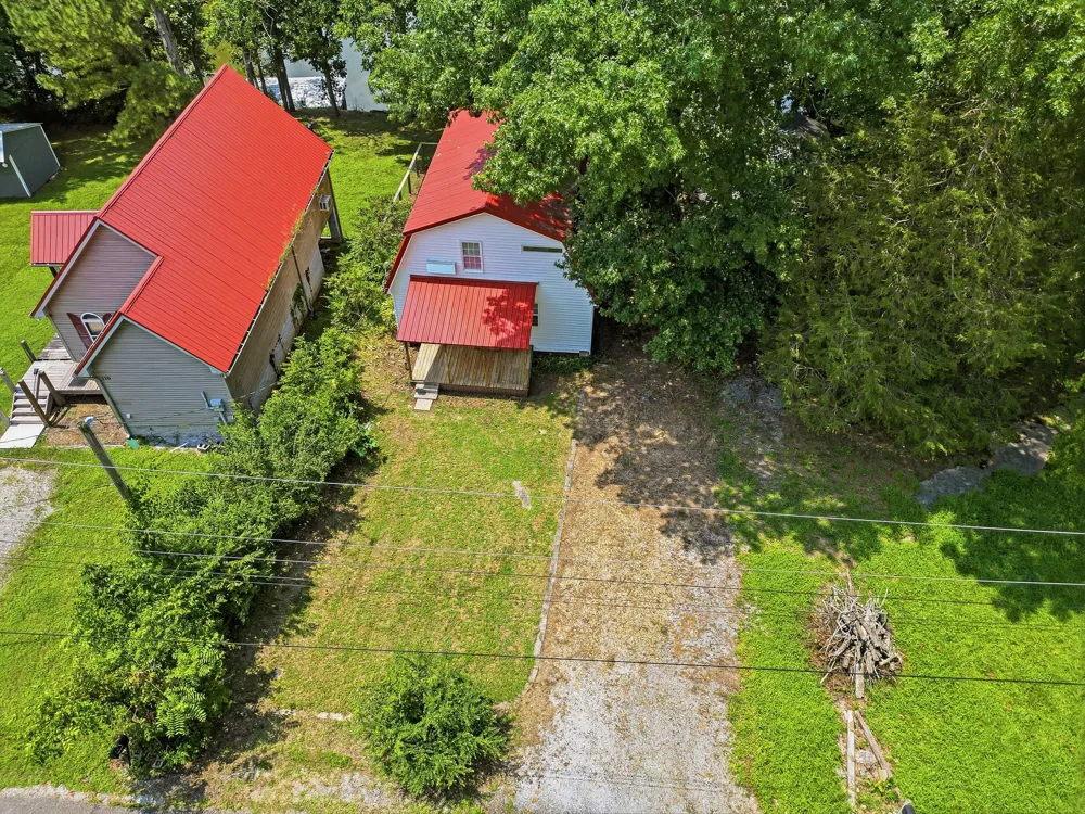 100 Breeze Inn Rd Castalian Springs, TN 37031