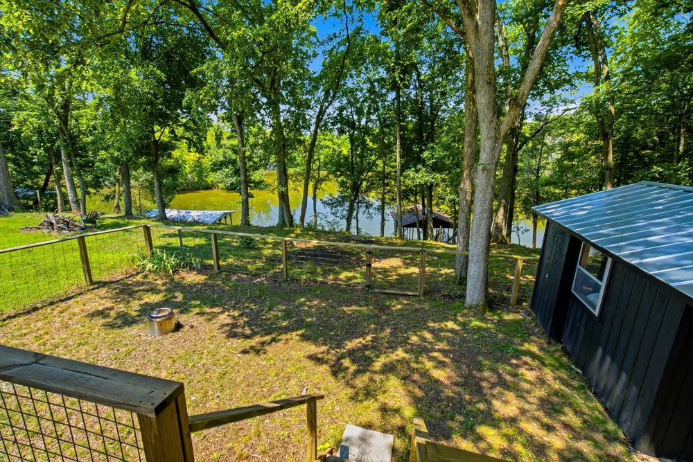 100 Breeze Inn Rd Castalian Springs, TN 37031