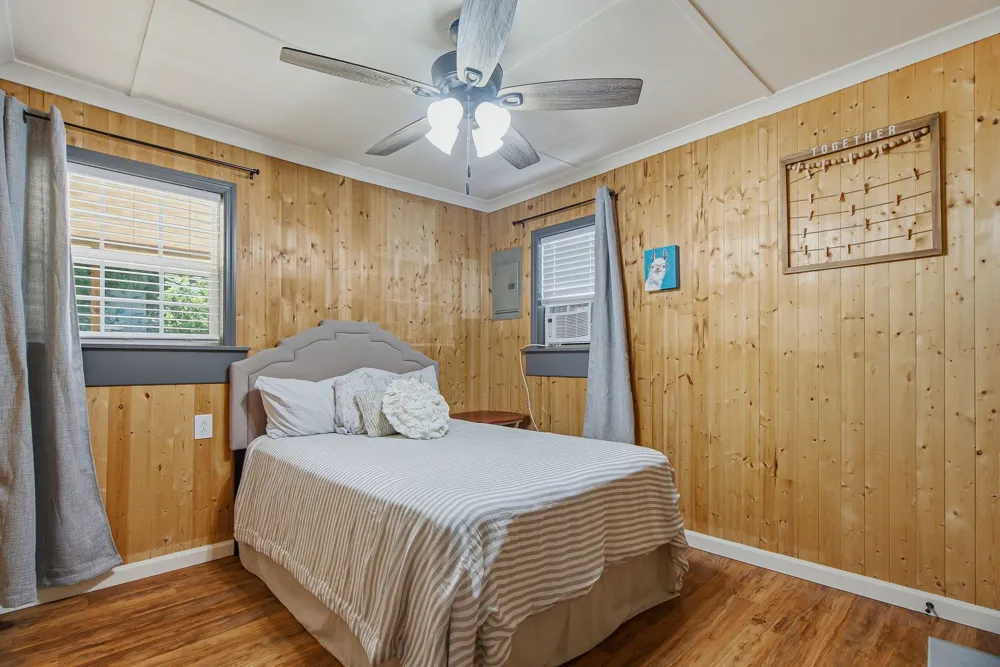 100 Breeze Inn Rd Castalian Springs, TN 37031