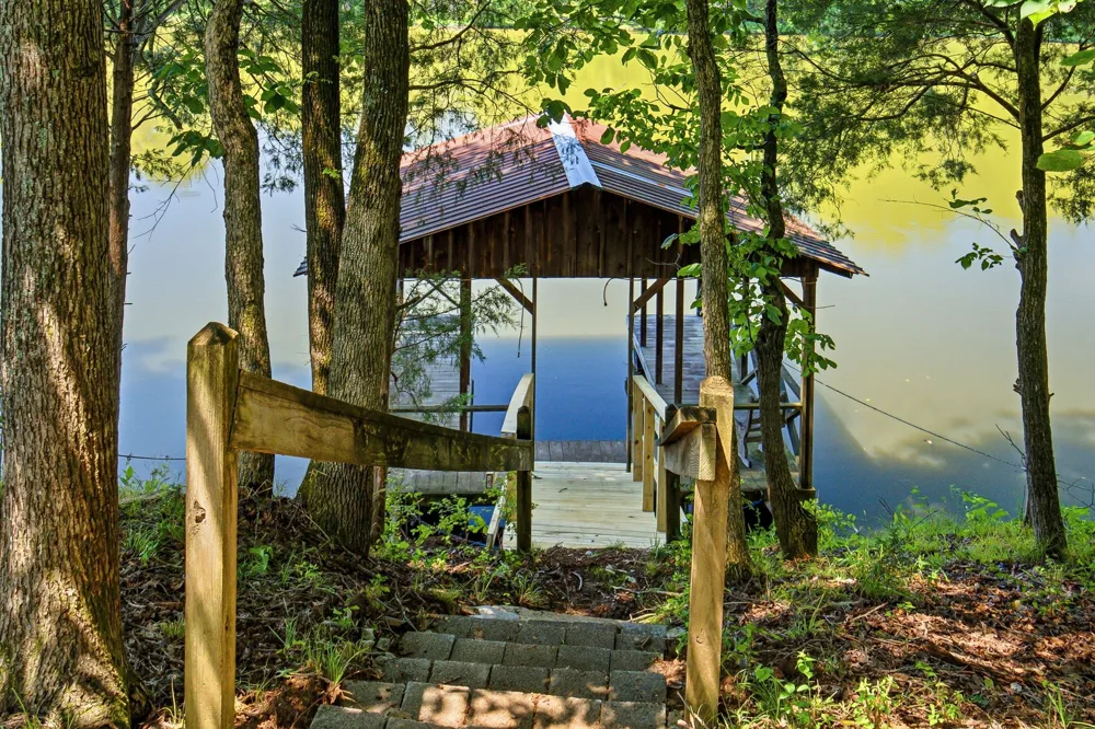 100 Breeze Inn Rd Castalian Springs, TN 37031