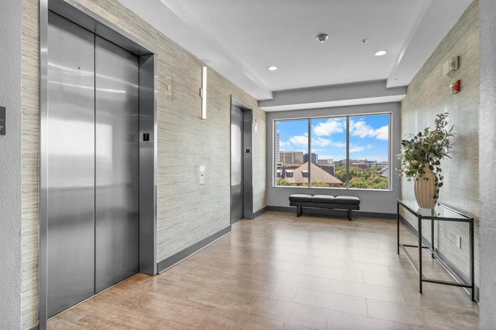 5055 Addison Circle #713 Addison, TX 75001