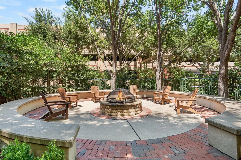 5055 Addison Circle #713 Addison, TX 75001