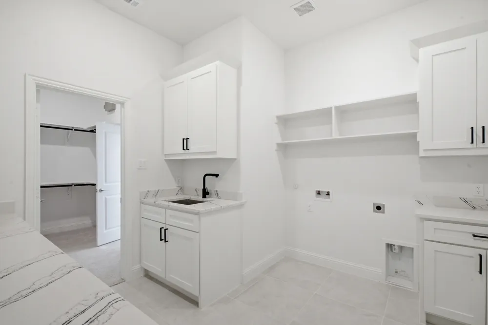 672 Jennings Lane Azle, TX 76020