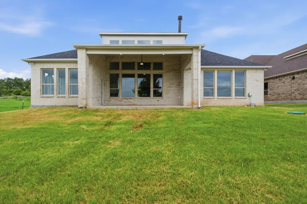 672 Jennings Lane Azle, TX 76020