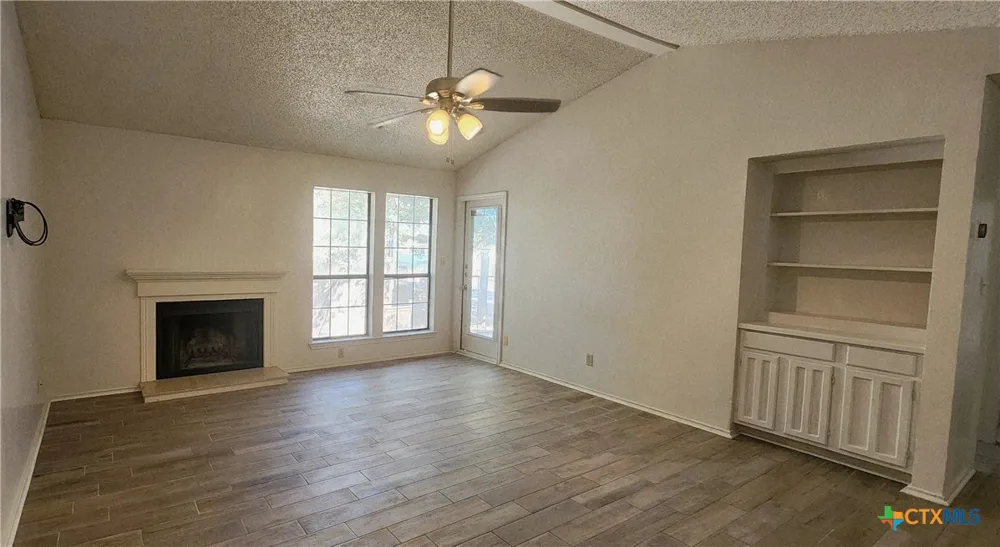 1202 Thorpe Lane #614 San Marcos, TX 78666