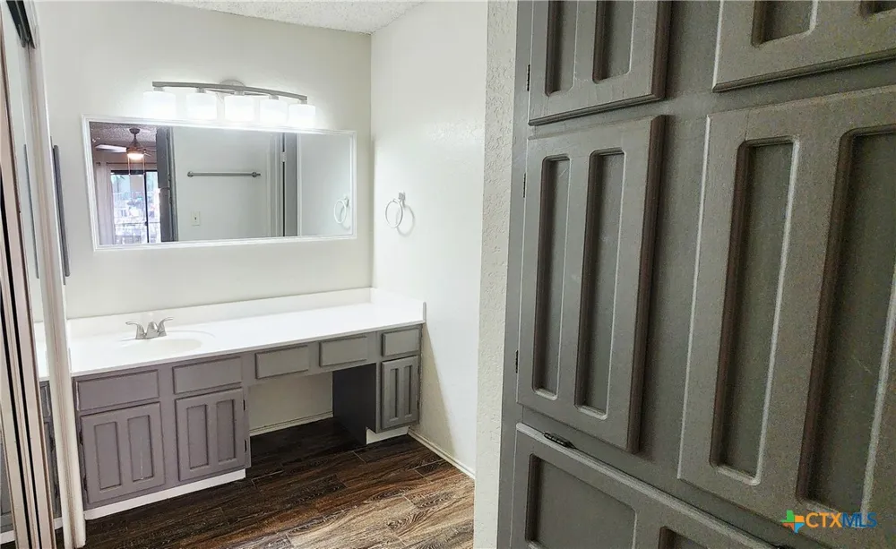1202 Thorpe Lane #614 San Marcos, TX 78666