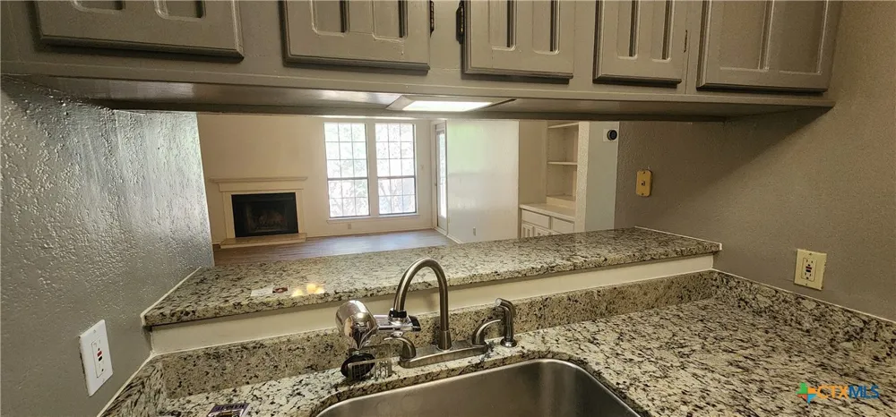 1202 Thorpe Lane #614 San Marcos, TX 78666