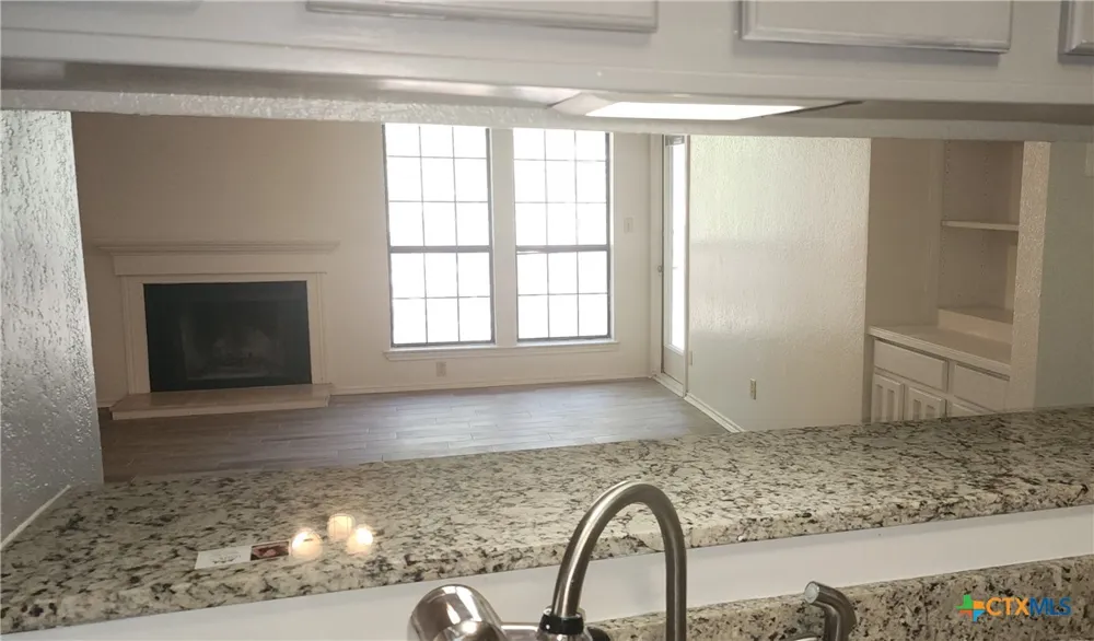 1202 Thorpe Lane #614 San Marcos, TX 78666