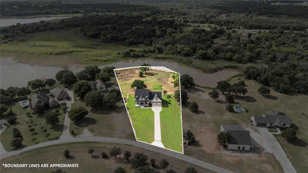 192 Lago Lane Nocona, TX 76255