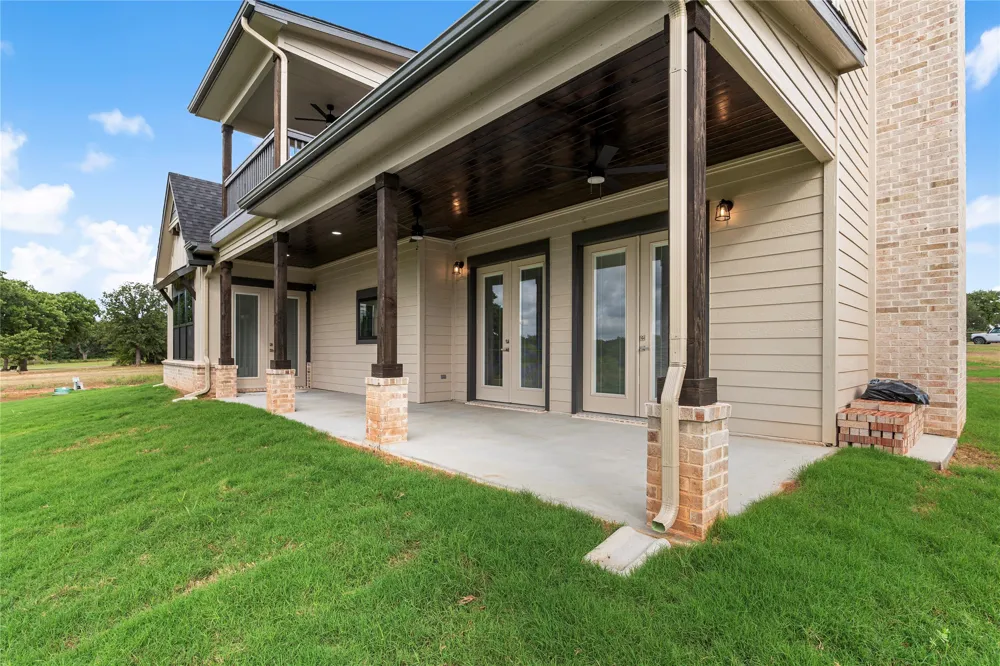 192 Lago Lane Nocona, TX 76255