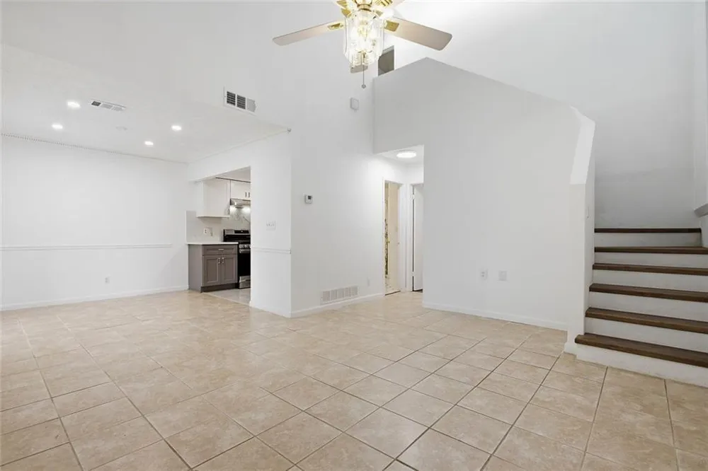 1527 Planters Ridge Lane Alpharetta, GA 30004
