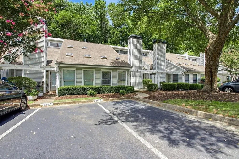 1527 Planters Ridge Lane Alpharetta, GA 30004