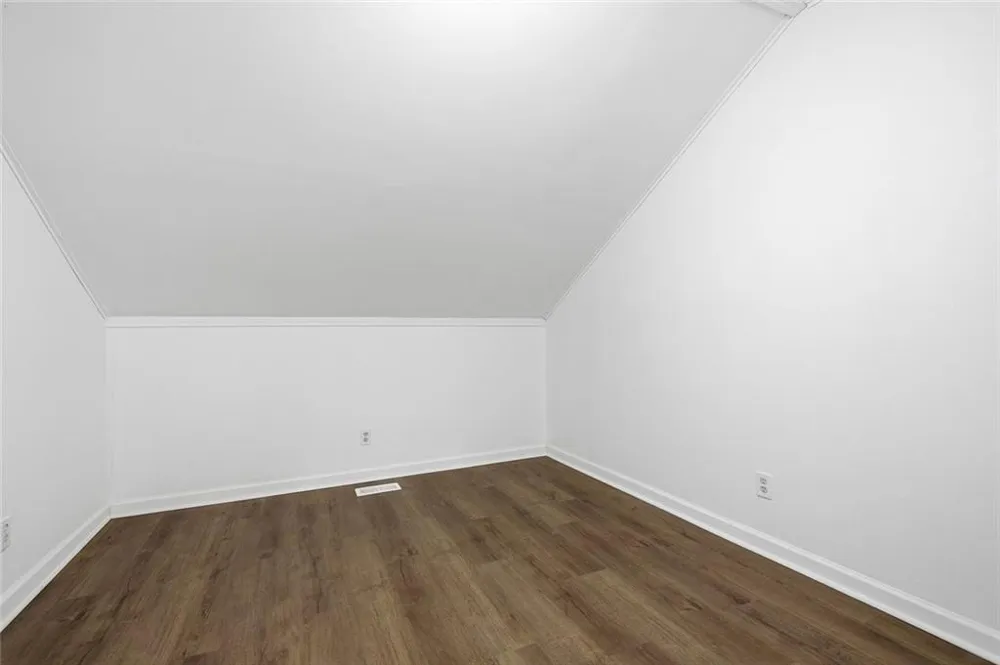 1527 Planters Ridge Lane Alpharetta, GA 30004
