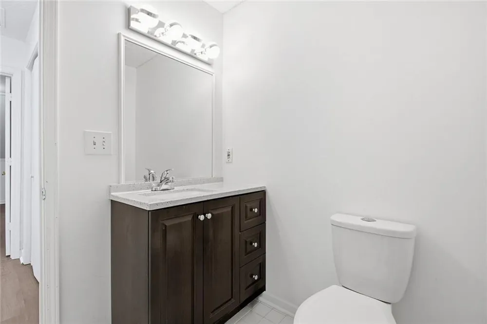 1527 Planters Ridge Lane Alpharetta, GA 30004