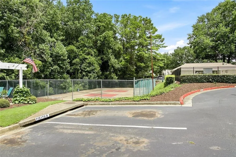 1527 Planters Ridge Lane Alpharetta, GA 30004