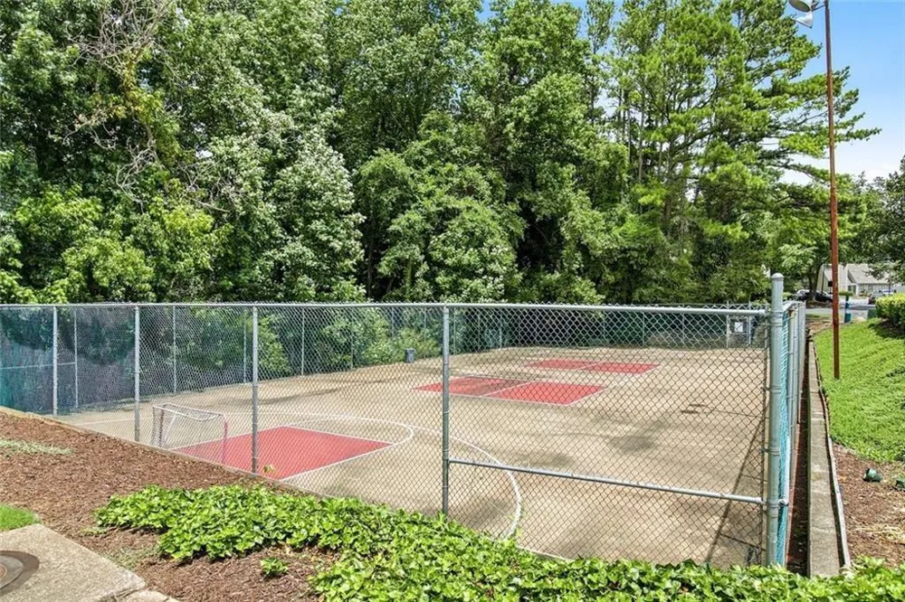 1527 Planters Ridge Lane Alpharetta, GA 30004