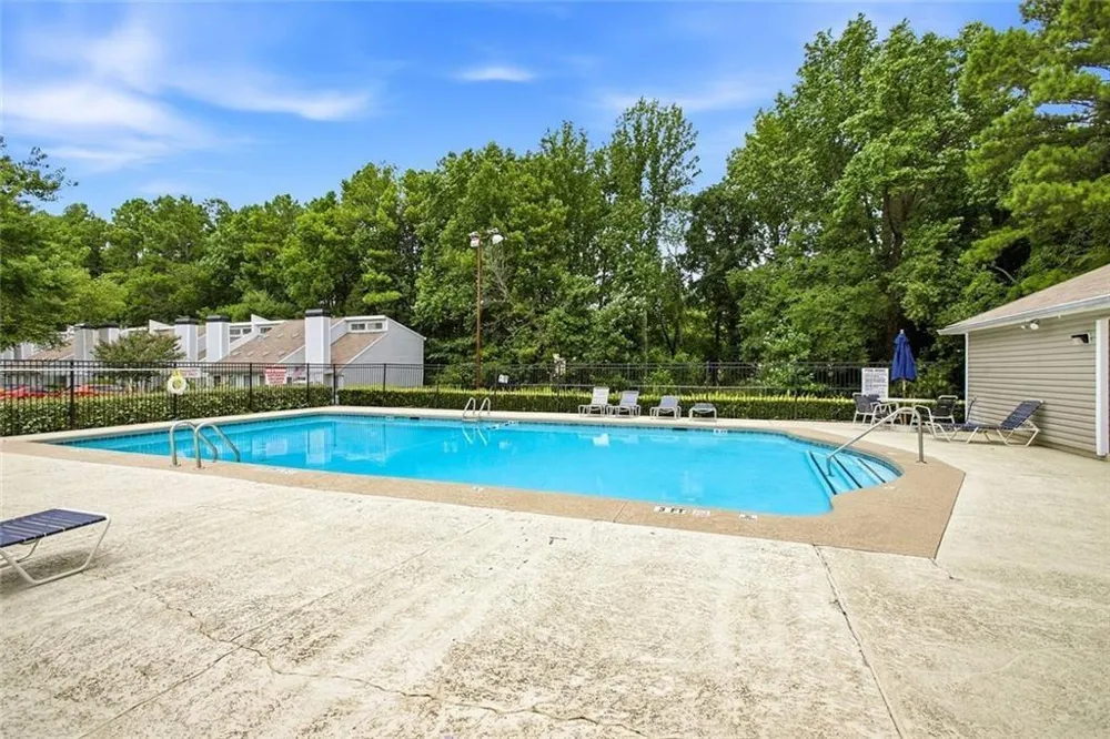1527 Planters Ridge Lane Alpharetta, GA 30004
