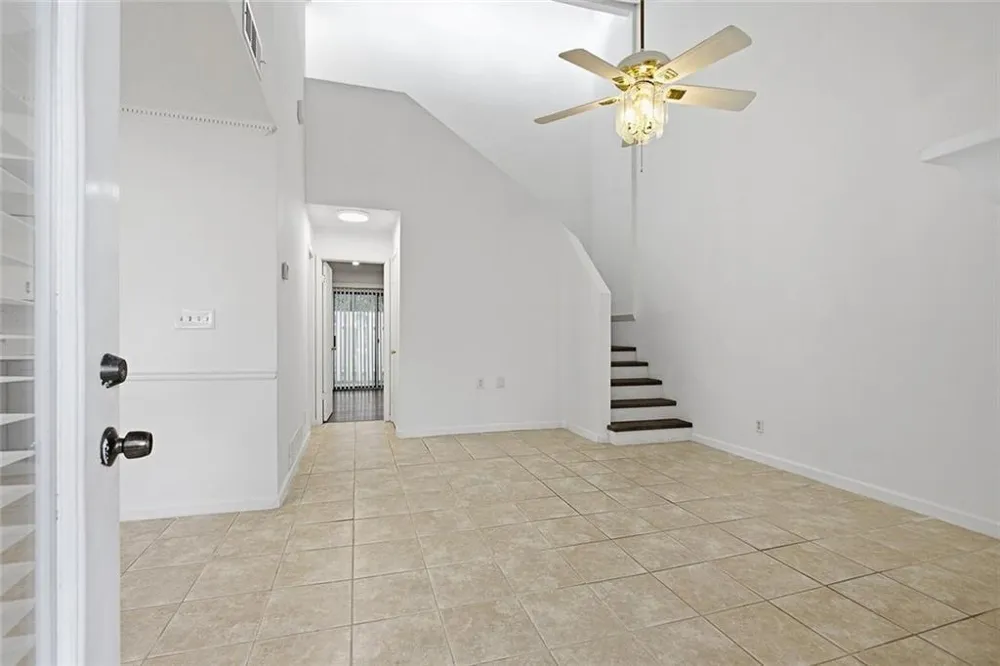 1527 Planters Ridge Lane Alpharetta, GA 30004