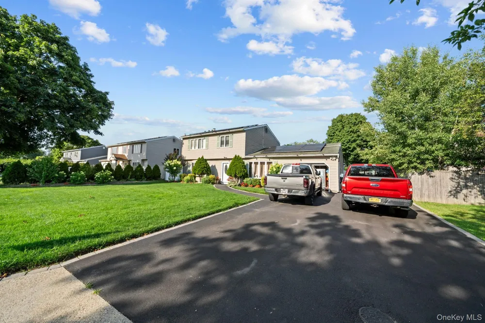 7 Sprat Street Medford, NY 11763