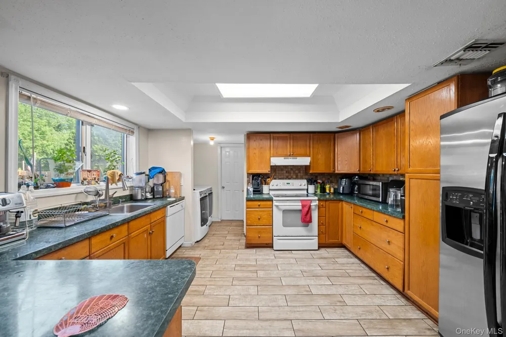 7 Sprat Street Medford, NY 11763