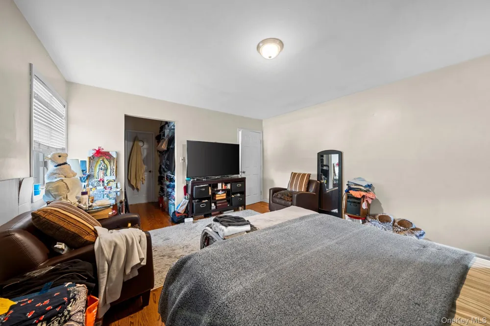 7 Sprat Street Medford, NY 11763