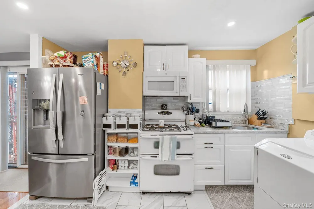 9446 214th Place Queens Village, NY 11428