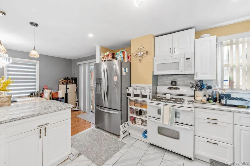 9446 214th Place Queens Village, NY 11428