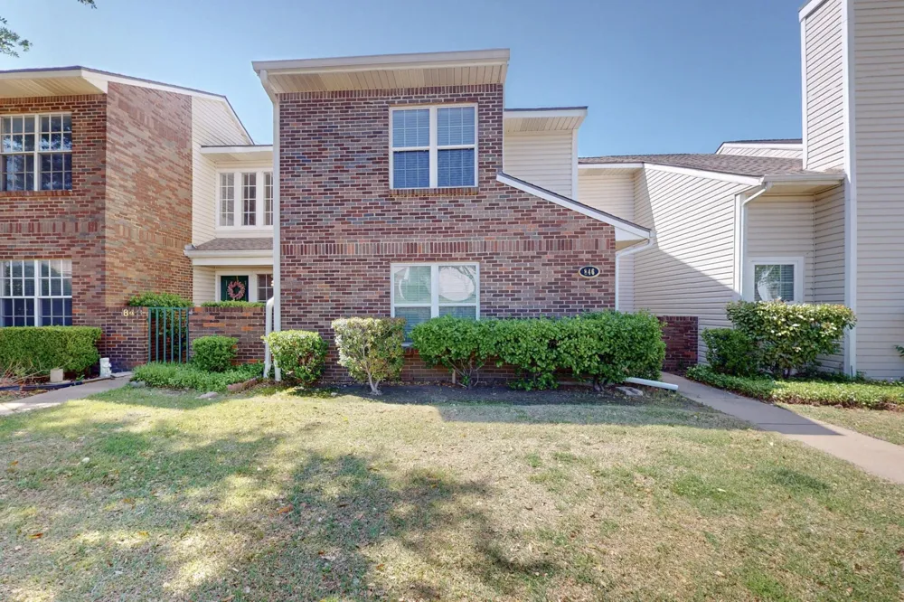 846 Creekside Drive Lewisville, TX 75067