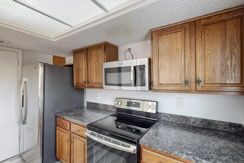 846 Creekside Drive Lewisville, TX 75067