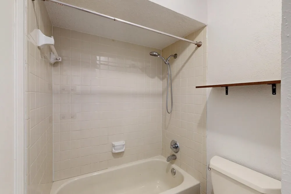 846 Creekside Drive Lewisville, TX 75067
