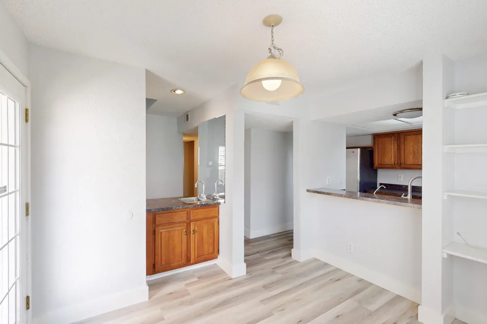 846 Creekside Drive Lewisville, TX 75067