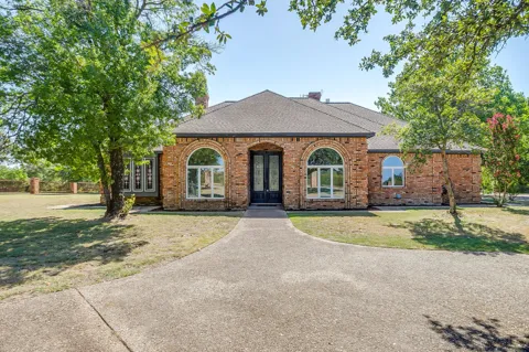 2625 Clear Lake Road