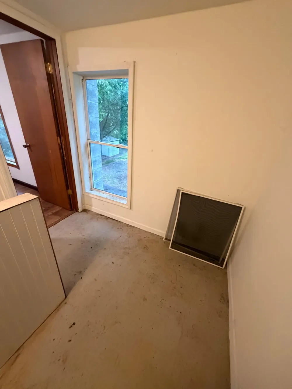 2339 E Montgomery Road Hillsdale, MI 49242