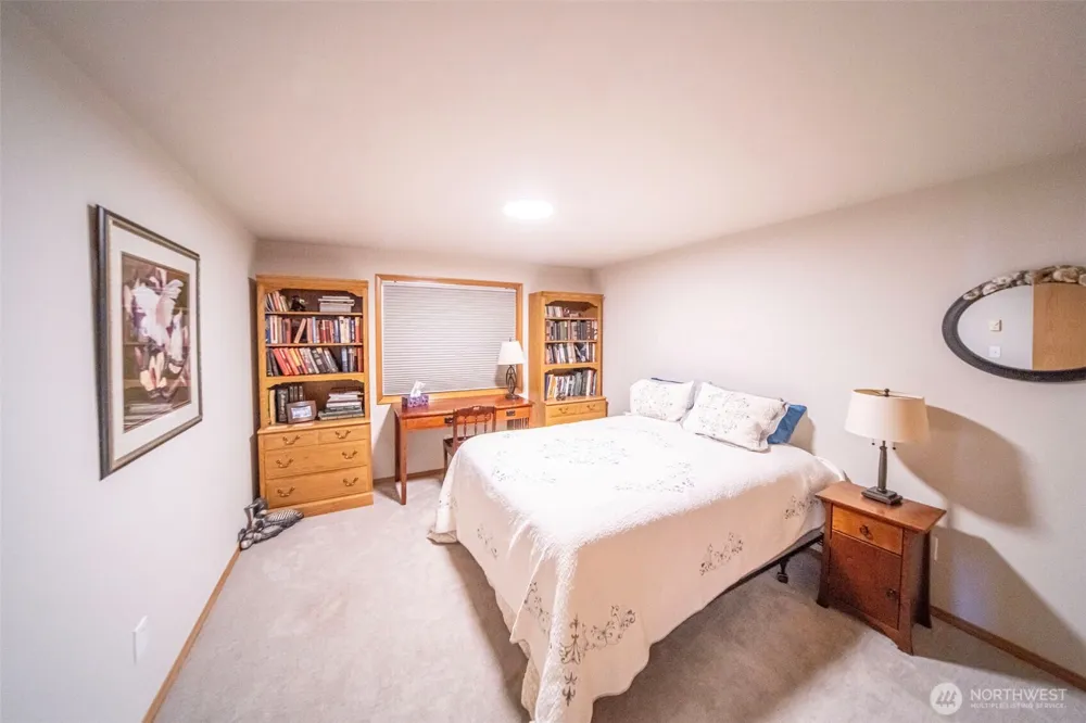 2196 Bluff Road Greenbank, WA 98253