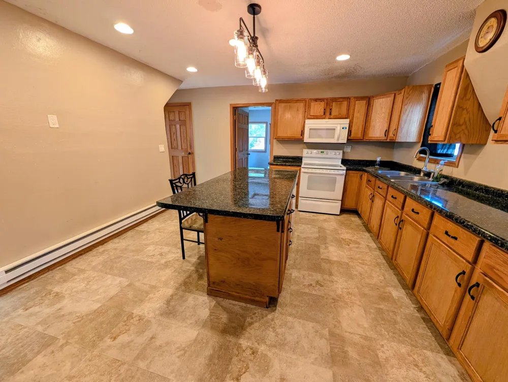 103 3rd Street SW Melrose, MN 56352