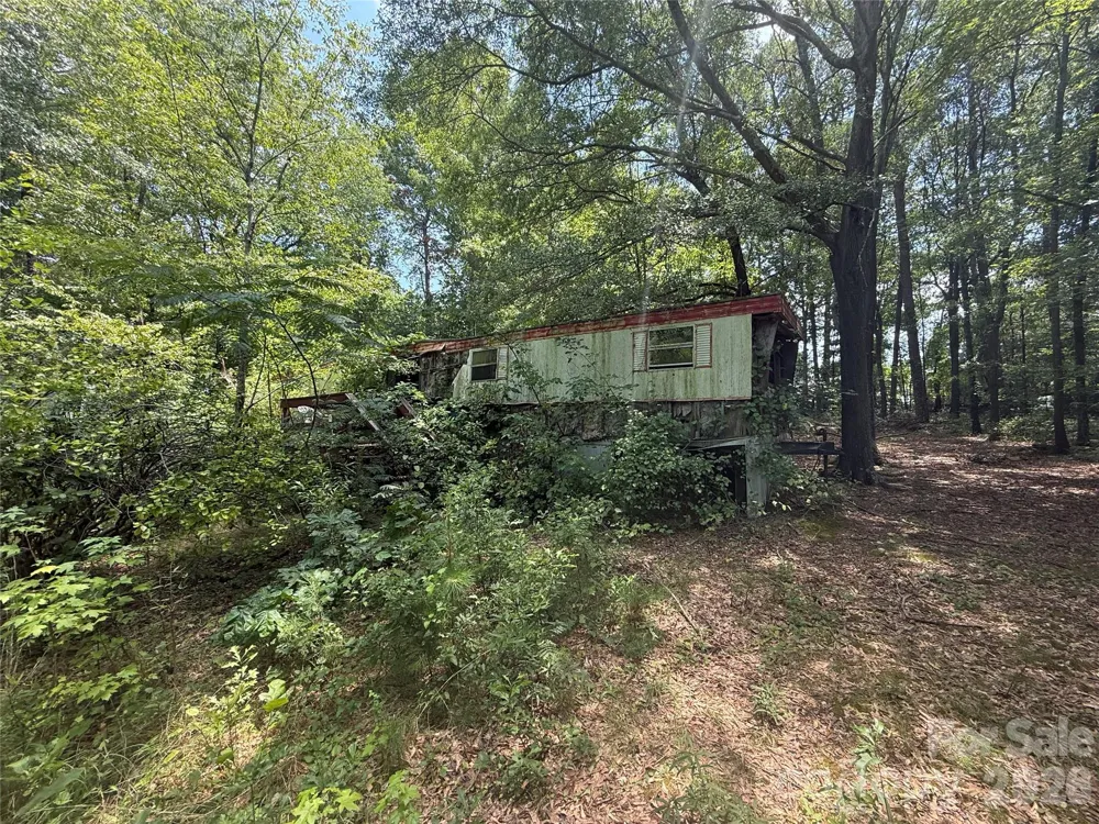 1710 Black Oak Lane Lincolnton, NC 28092