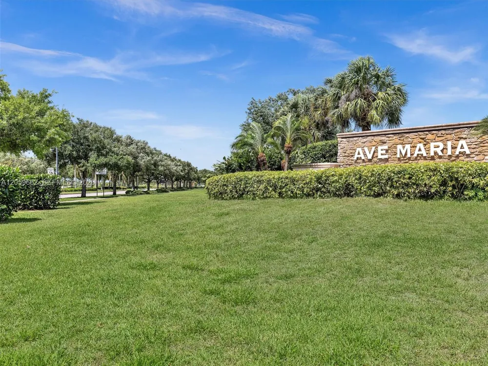 4784 Sophia Dr Ave Maria, FL 34142