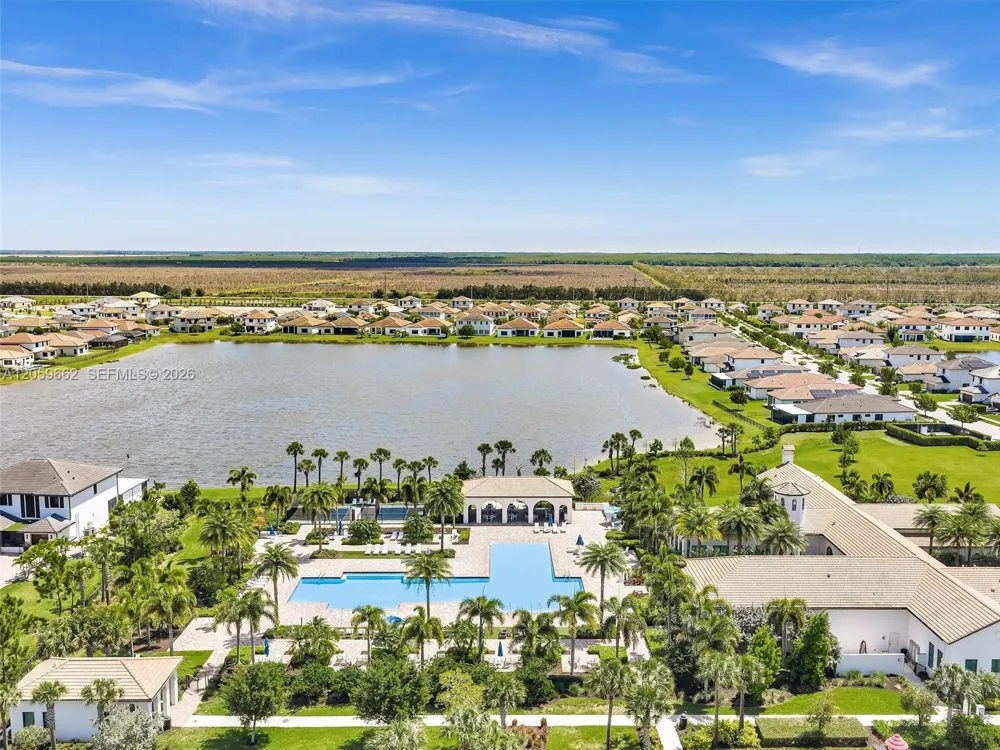 4784 Sophia Dr Ave Maria, FL 34142