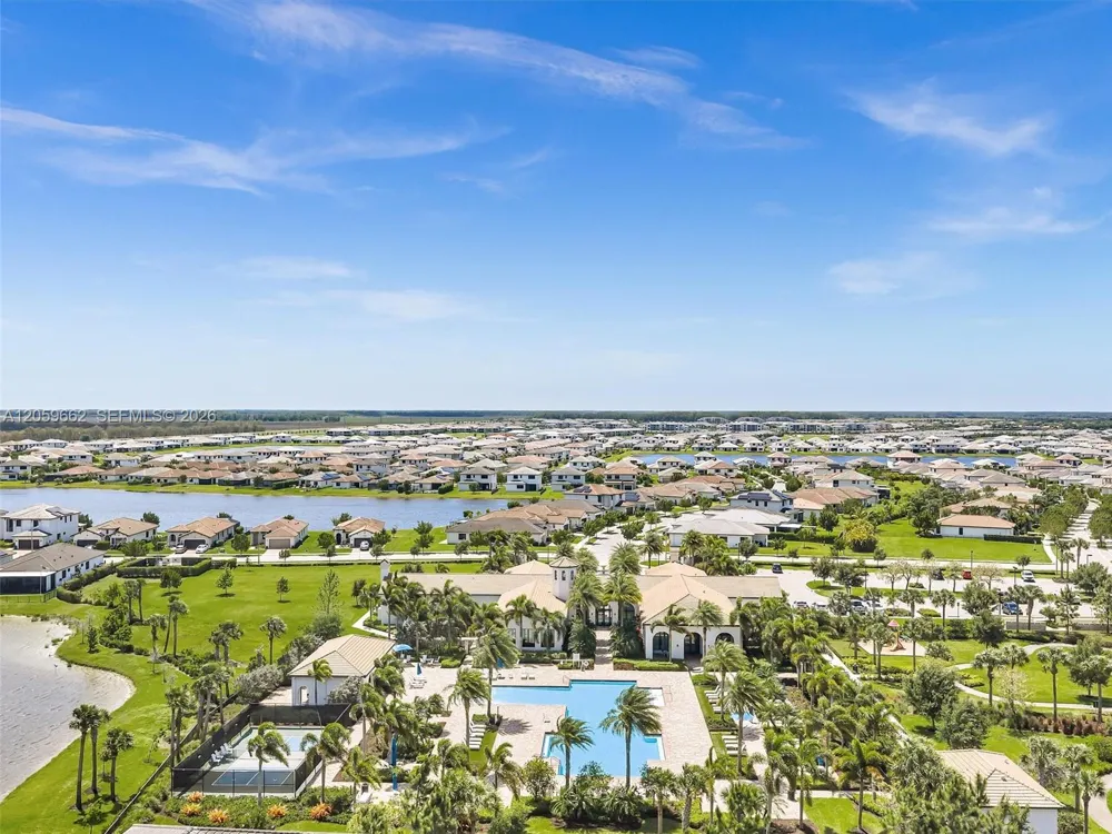 4784 Sophia Dr Ave Maria, FL 34142
